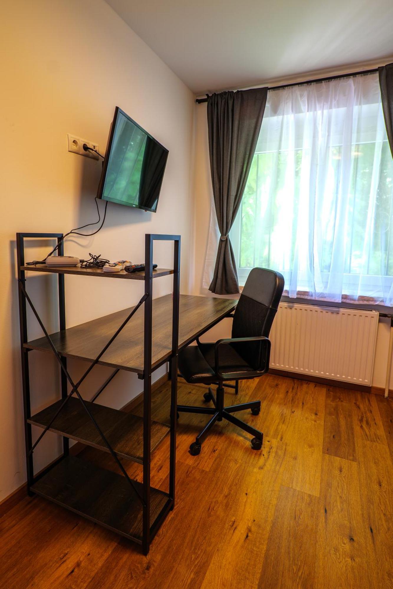 Flataid Gaestehaus Graschi - Steinbergstrasse Грац Экстерьер фото