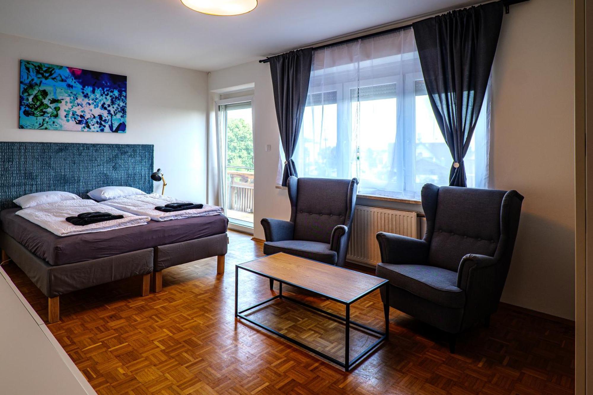 Flataid Gaestehaus Graschi - Steinbergstrasse Грац Экстерьер фото